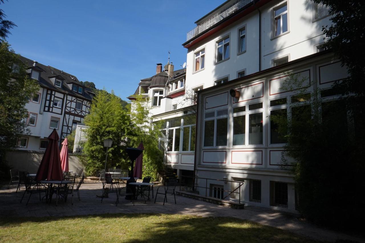 Kurhotel Quellenhof Бад-Бертріх Екстер'єр фото